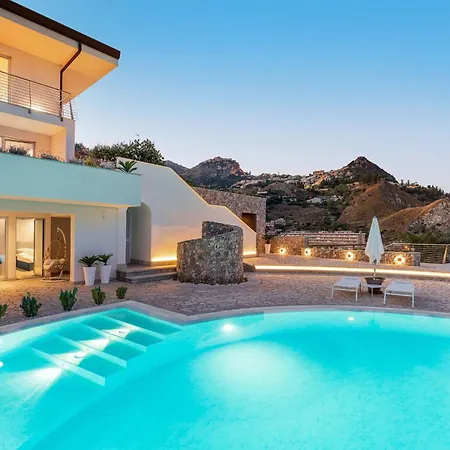 Susina * Giardini Naxos